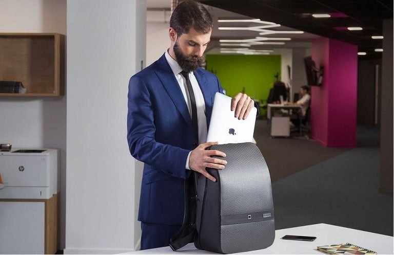 lumzag smart backpack